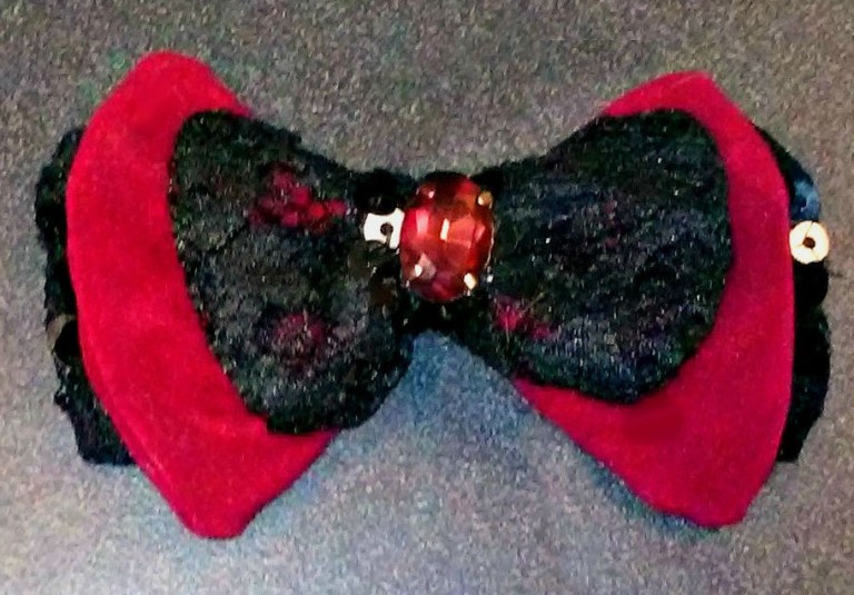 Triple bow tie by Pet Monarchy